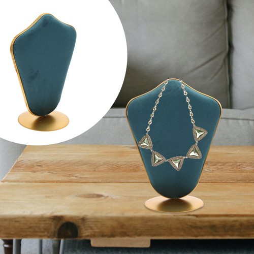 Green flannelette necklace - green,